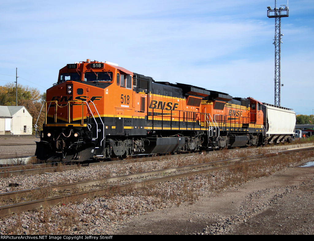 BNSF 518